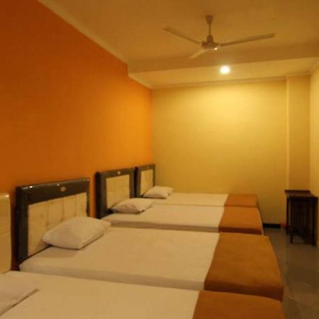 Ct1 Bali Bed & Breakfast Kuta Lombok Eksteriør bilde