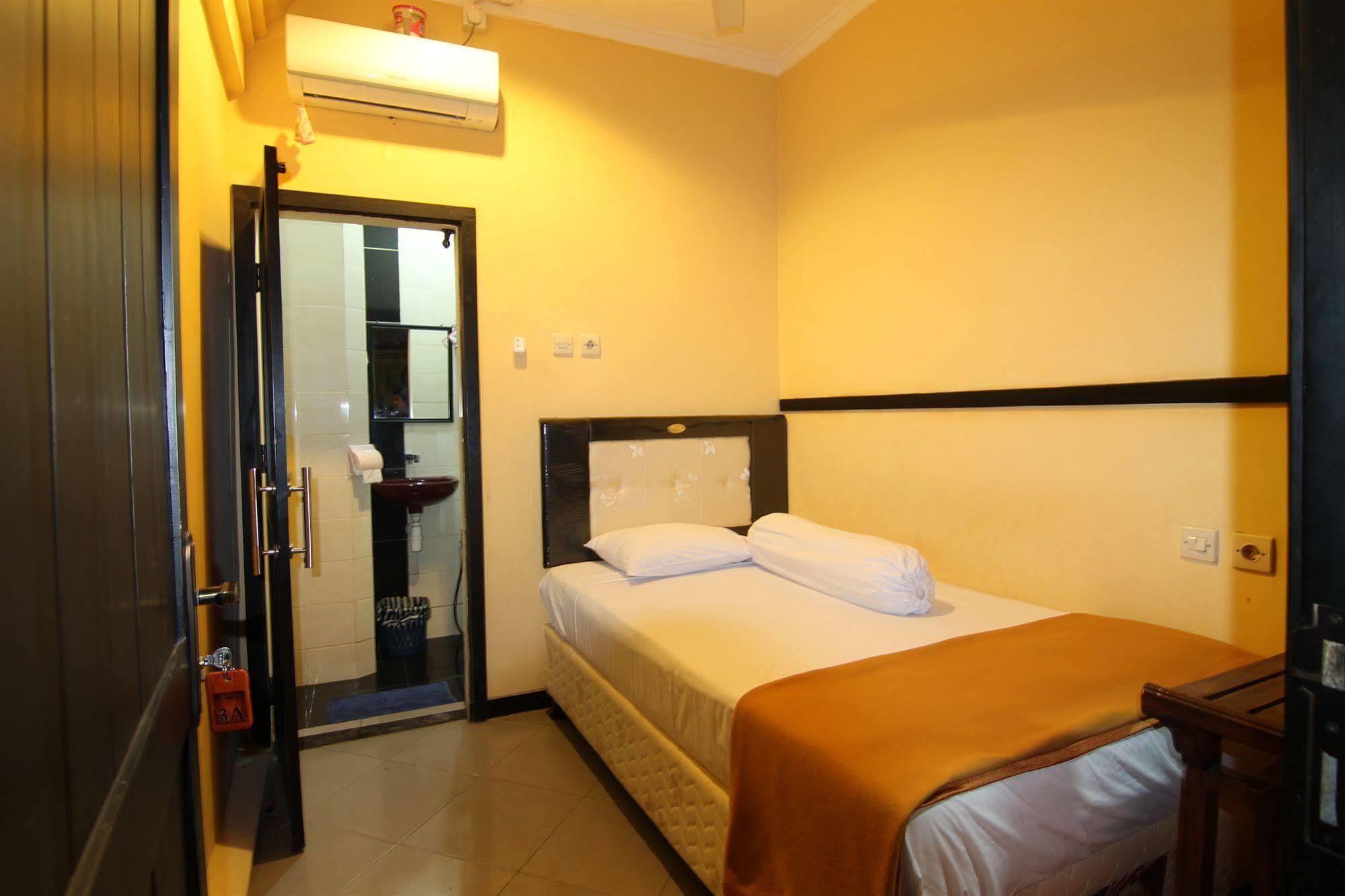 Ct1 Bali Bed & Breakfast Kuta Lombok Eksteriør bilde