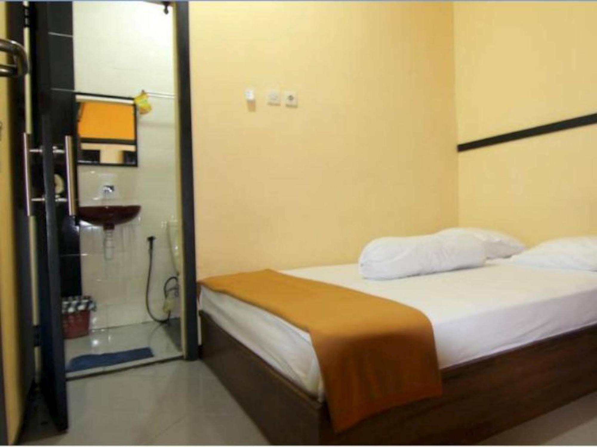 Ct1 Bali Bed & Breakfast Kuta Lombok Eksteriør bilde